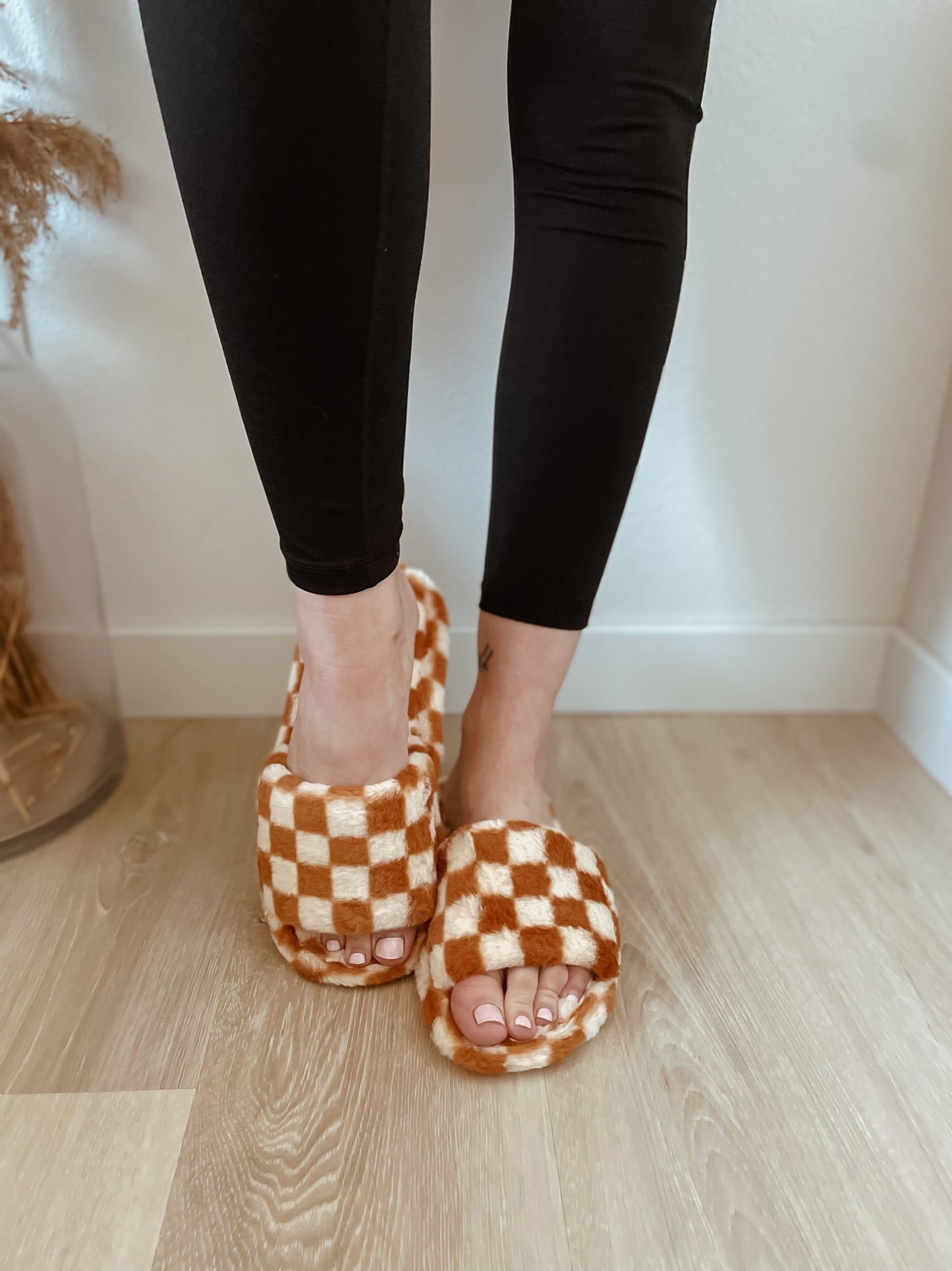 Fuzzy Checker Slippers